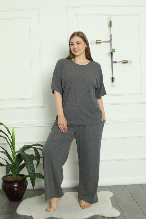 Пижама для женщин большой размер (футболка с брюками) 47601 фото 1