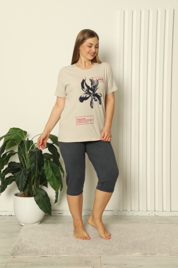 Пижама для женщин большой размер (футболка с бриджами) 37038 фото 1