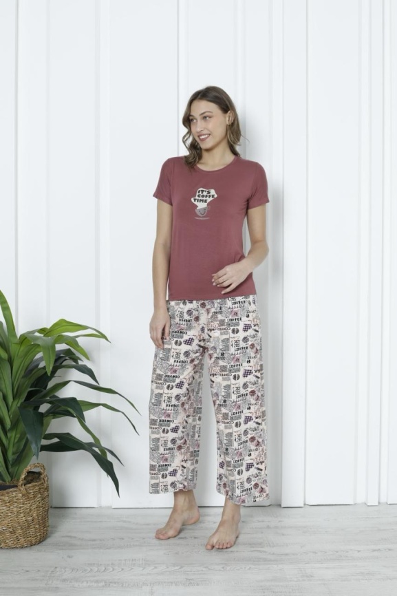 Пижама для женщин молодежная  (футболка с брюками 7/8) 82553 фото 1