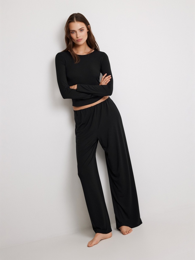 Брюки жен. Krafta черный фото 1